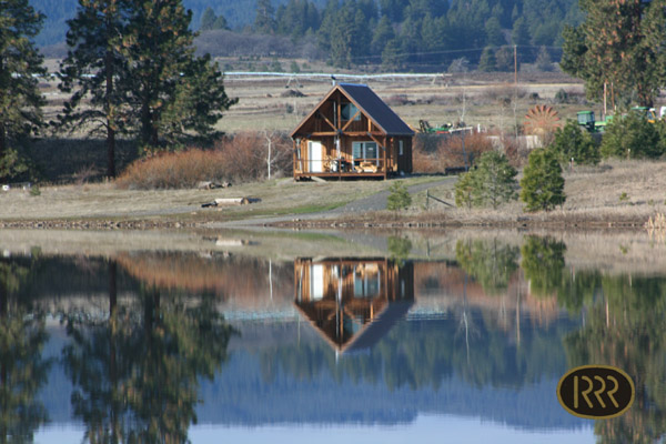 Situated right on the lake,